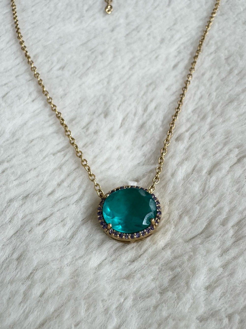 🌷3/15🌷 Vintage Gold Colored Necklace with Teal Pendant and Purple Accent Stones
